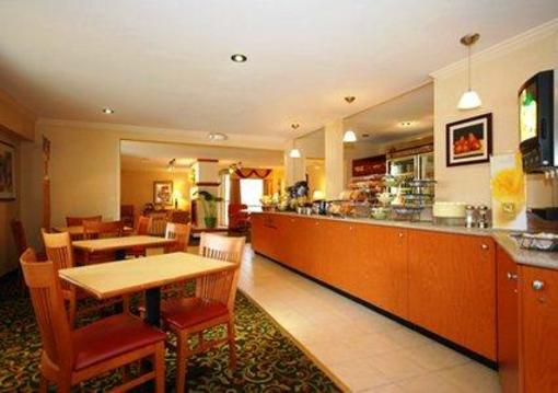 фото отеля Quality Inn Newark