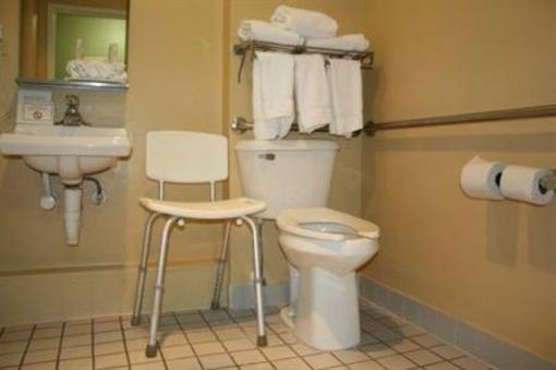 фото отеля Baymont Inn and Suites Franklin