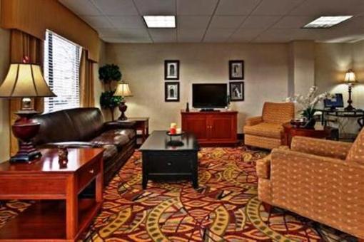 фото отеля Baymont Inn and Suites Franklin