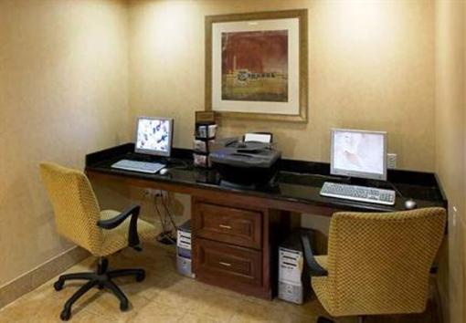 фото отеля TownePlace Suites Dallas Las Colinas