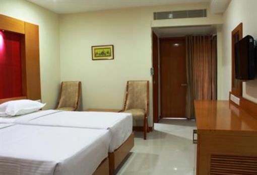 фото отеля Mahalaya Residency