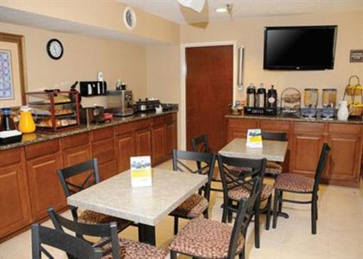 фото отеля Quality Inn Huntersville