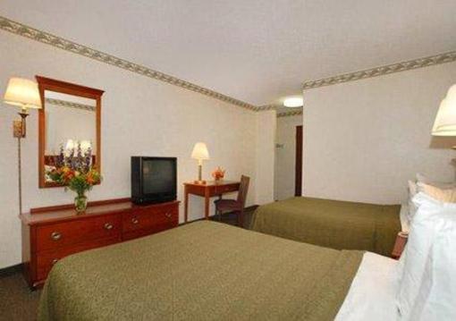 фото отеля Quality Inn Huntersville
