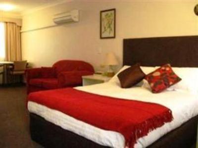фото отеля McNevin's Country Valley Motel