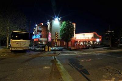 фото отеля Balladins Confort Hotel Grenoble Liberation