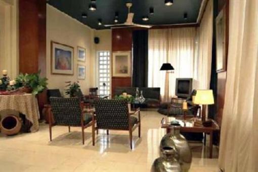 фото отеля Saronicos Hotel