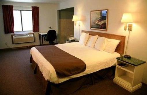 фото отеля New Victorian Inn Norfolk (Nebraska)