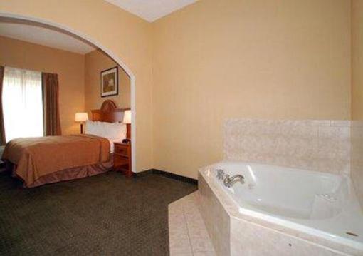 фото отеля Quality Inn & Suites Fishkill