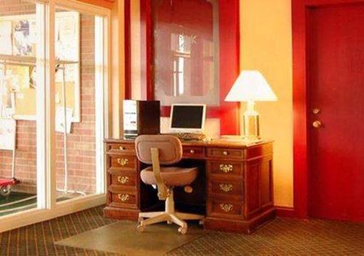 фото отеля Quality Inn Colby