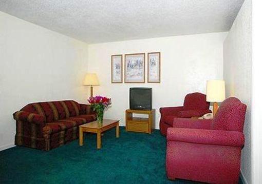 фото отеля Quality Inn Colby