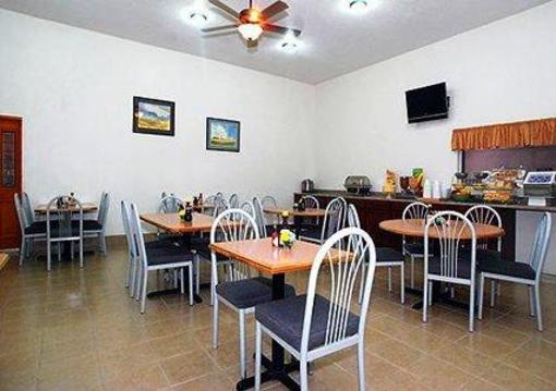 фото отеля Quality Inn Colby