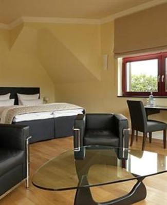 фото отеля Hotel Schloss Ranzow