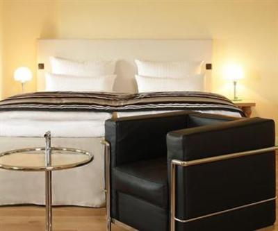 фото отеля Hotel Schloss Ranzow