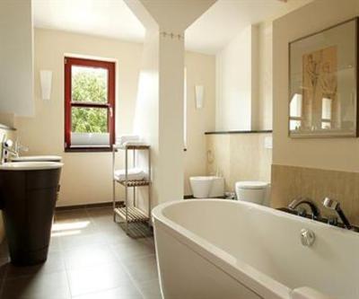 фото отеля Hotel Schloss Ranzow