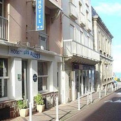 фото отеля Hotel les Alizes Biarritz