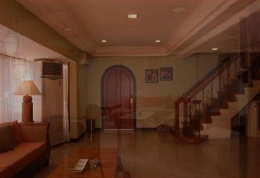 фото отеля Ralph Anthony Suites Manila