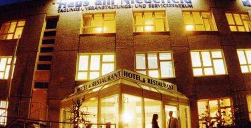 фото отеля Hotel Haus Am Niederfeld Berlin