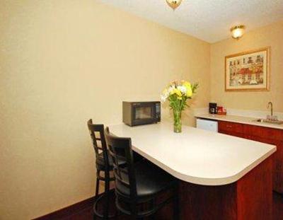 фото отеля Comfort Suites Council Bluffs