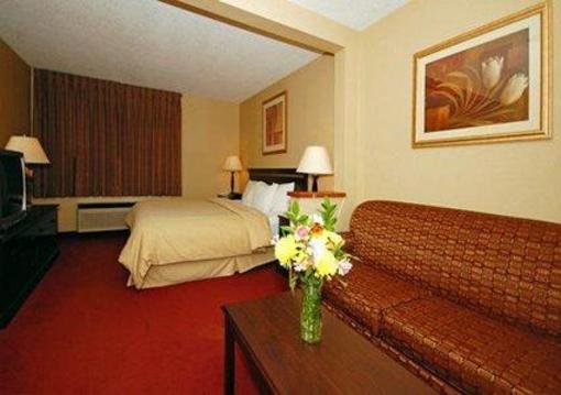 фото отеля Comfort Suites Council Bluffs