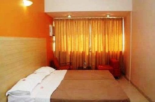 фото отеля Hotel Raviraj Pune