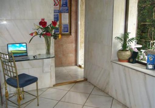 фото отеля Marble House
