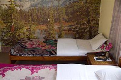 фото отеля Red Planet Guest House