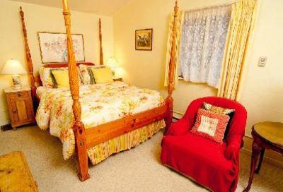фото отеля Sandpiper Inn Carmel