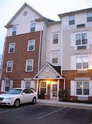 фото отеля Towneplace Suites Falls Church