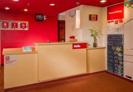 фото отеля Towneplace Suites Falls Church