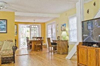 фото отеля Andrews Inn & Garden Cottages Key West