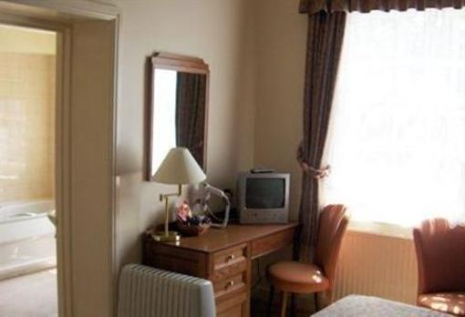 фото отеля The Silver Cup Bed and Breakfast Harpenden
