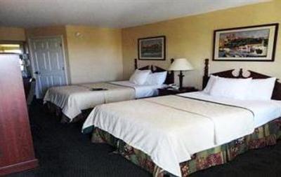 фото отеля Baymont Inn & Suites Cleveland