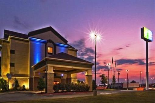 фото отеля Holiday Inn Express Hotel & Suites McAlester