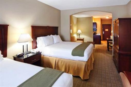 фото отеля Holiday Inn Express Hotel & Suites McAlester