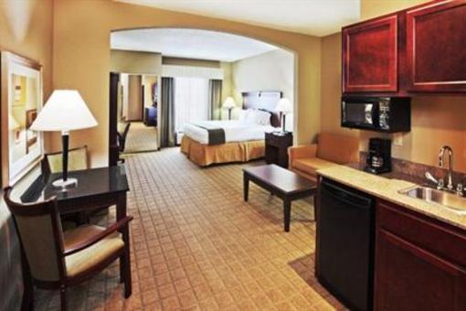 фото отеля Holiday Inn Express Hotel & Suites McAlester