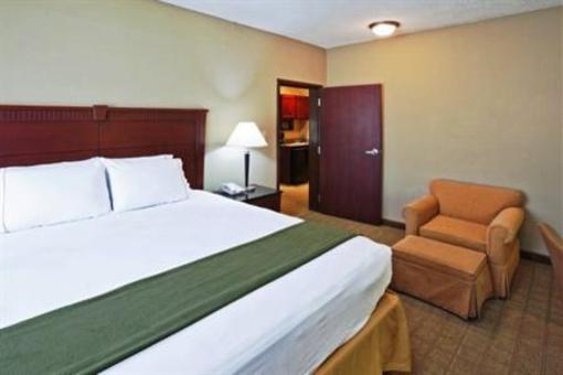 фото отеля Holiday Inn Express Hotel & Suites McAlester