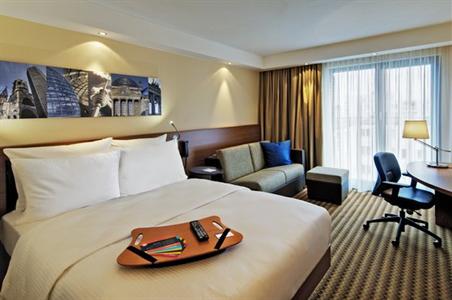 фото отеля Hampton by Hilton Berlin City West