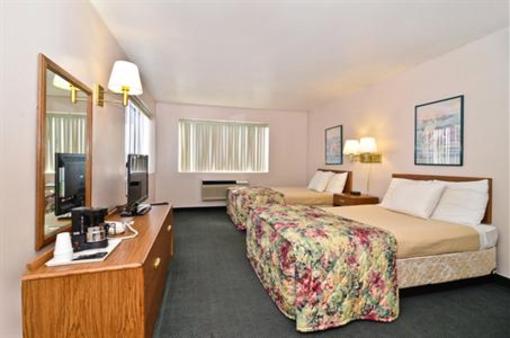 фото отеля Americas Best Value Inn and Suites Downtown Kansas City