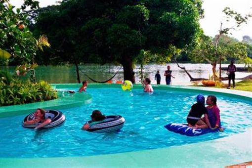 фото отеля Lagoon Beach Resort Apartments Vanuatu Port Vila
