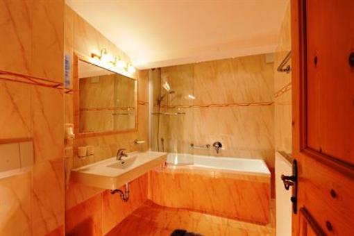 фото отеля Hotel Viktoria & Landhaus Joggl