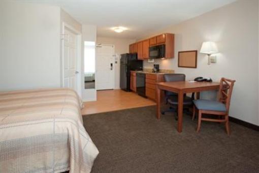 фото отеля Candlewood Suites Loveland