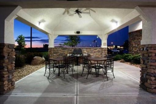 фото отеля Candlewood Suites Loveland
