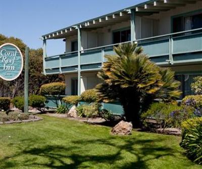 фото отеля Coral Reef Inn & Suites