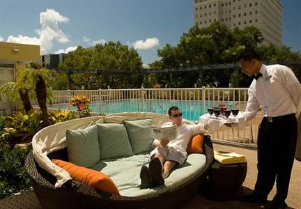 фото отеля Courtyard Miami Coral Gables