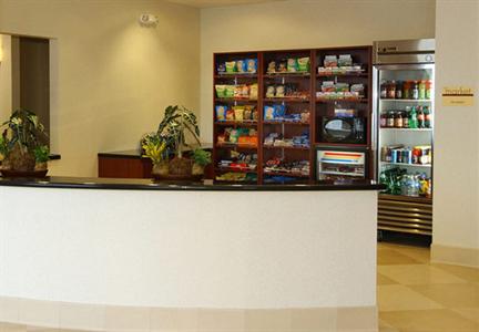 фото отеля Courtyard Miami Coral Gables