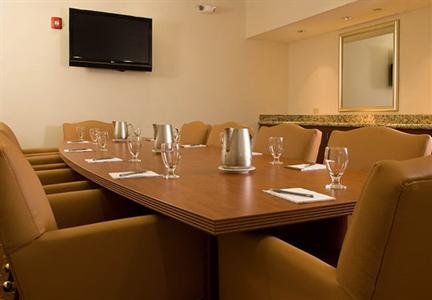 фото отеля Courtyard Miami Coral Gables