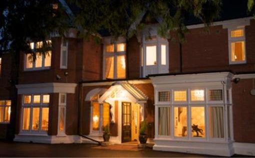 фото отеля Grovefield Manor