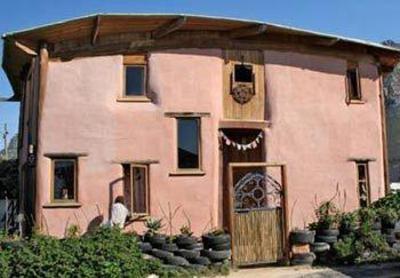 фото отеля Samhitakasha Cob House Organic B&B Cape Town