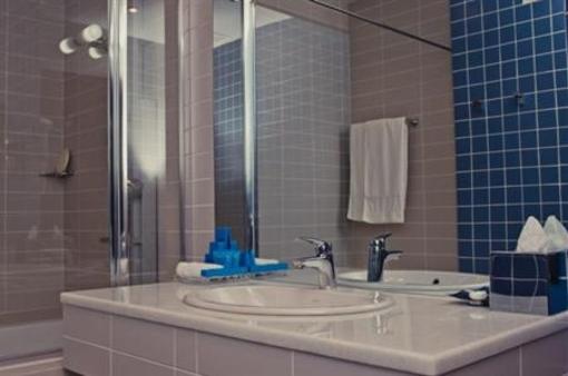 фото отеля Chirag Plaza Hotel
