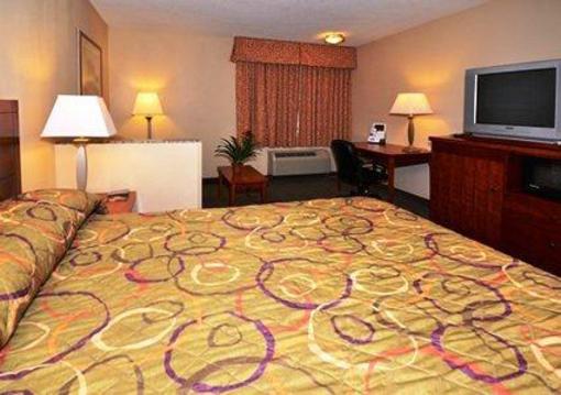 фото отеля Rodeway Inn & Suites Bakersfield